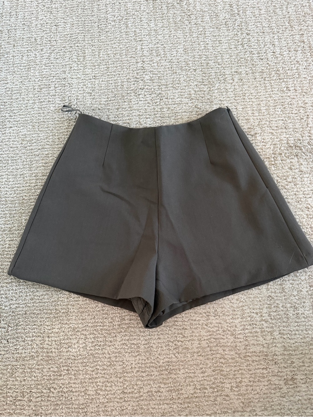 Zara High-Waist Black Women's Dress Shorts size xs NWOT